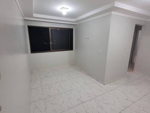 #331 - Apartamento para Venda em Cascavel - PR