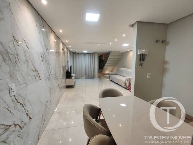 Sobrado para Venda em Cascavel - 5