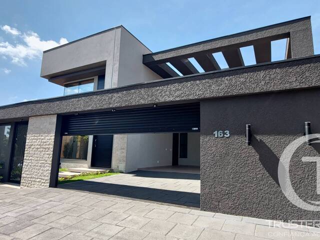 #352 - Casa para Venda em Cascavel - PR