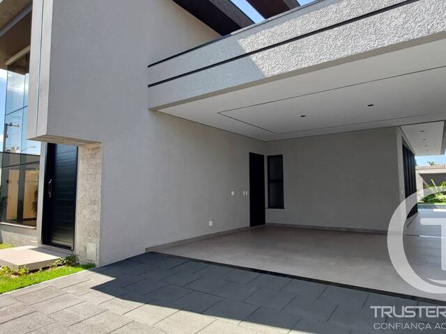 #352 - Casa para Venda em Cascavel - PR