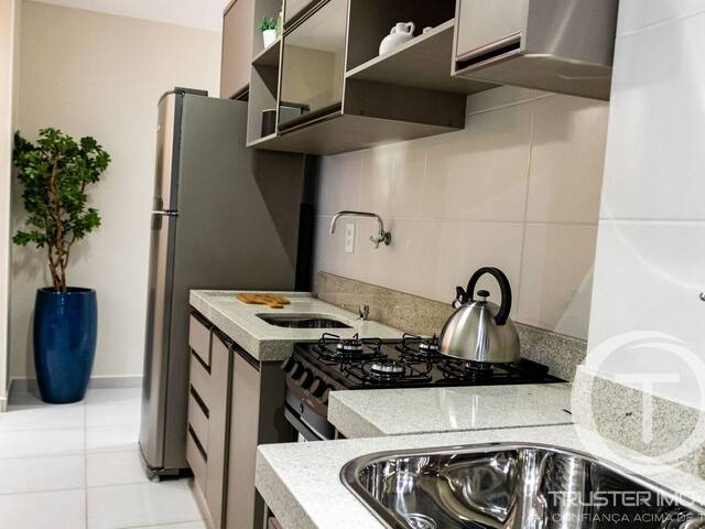 #327 - Apartamento para Venda em Cascavel - PR